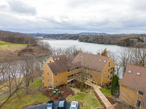 A7 Long Bay Point Drive, GALENA, Illinois 61036, 3 Bedrooms Bedrooms, ,3 BathroomsBathrooms,Condominium,For Sale,Long Bay Point Drive,202601800