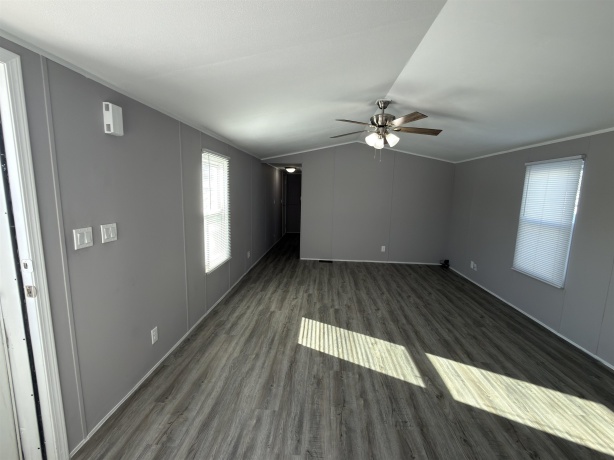 594 Park, BELVIDERE, Illinois 61008, 2 Bedrooms Bedrooms, ,1 BathroomBathrooms,House,For Sale,Park,202601798