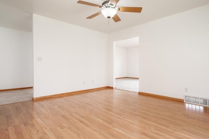 6435 COLUMBINE, ROCKFORD, Illinois 61108, 3 Bedrooms Bedrooms, ,2 BathroomsBathrooms,House,For Sale,COLUMBINE,202601799