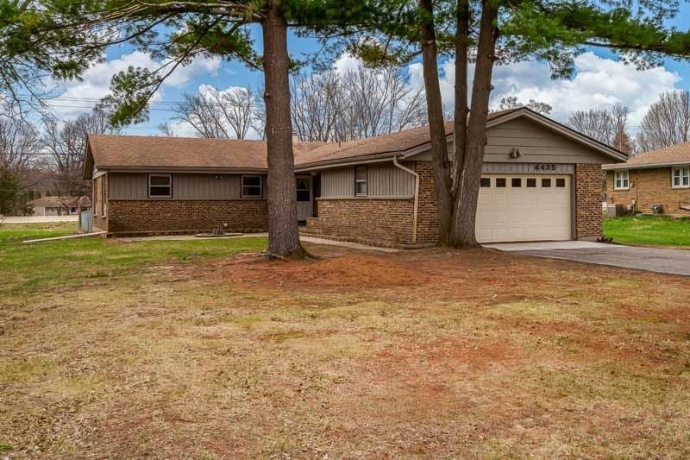 6435 COLUMBINE, ROCKFORD, Illinois 61108, 3 Bedrooms Bedrooms, ,2 BathroomsBathrooms,House,For Sale,COLUMBINE,202601799