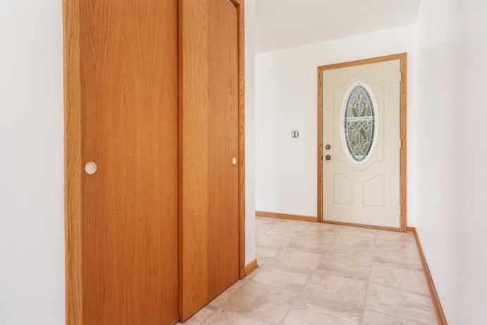 6435 COLUMBINE, ROCKFORD, Illinois 61108, 3 Bedrooms Bedrooms, ,2 BathroomsBathrooms,House,For Sale,COLUMBINE,202601799