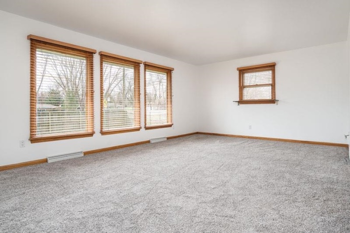 6435 COLUMBINE, ROCKFORD, Illinois 61108, 3 Bedrooms Bedrooms, ,2 BathroomsBathrooms,House,For Sale,COLUMBINE,202601799