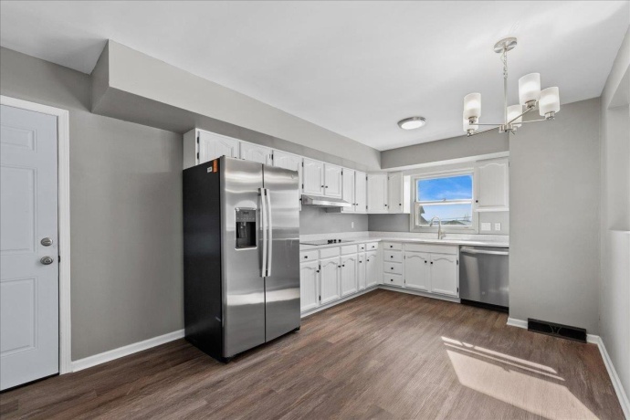 203 Clark, MONROE CENTER, Illinois 61052, 3 Bedrooms Bedrooms, ,2 BathroomsBathrooms,House,For Sale,Clark,202601803