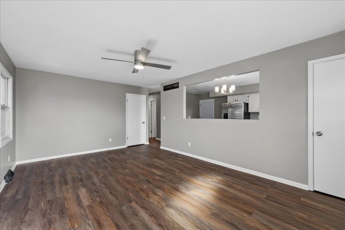 203 Clark, MONROE CENTER, Illinois 61052, 3 Bedrooms Bedrooms, ,2 BathroomsBathrooms,House,For Sale,Clark,202601803