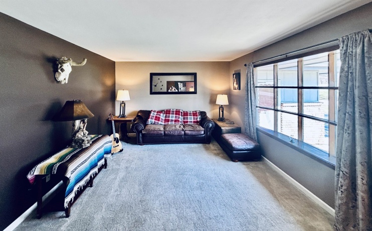 6135 Halverson, ROCKFORD, Illinois 61109, 3 Bedrooms Bedrooms, ,2 BathroomsBathrooms,House,For Sale,Halverson,202601804