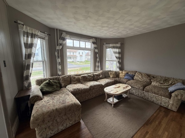 300 Holcomb, MILLEDGEVILLE, Illinois 61051, 3 Bedrooms Bedrooms, ,2 BathroomsBathrooms,House,For Sale,Holcomb,202601806