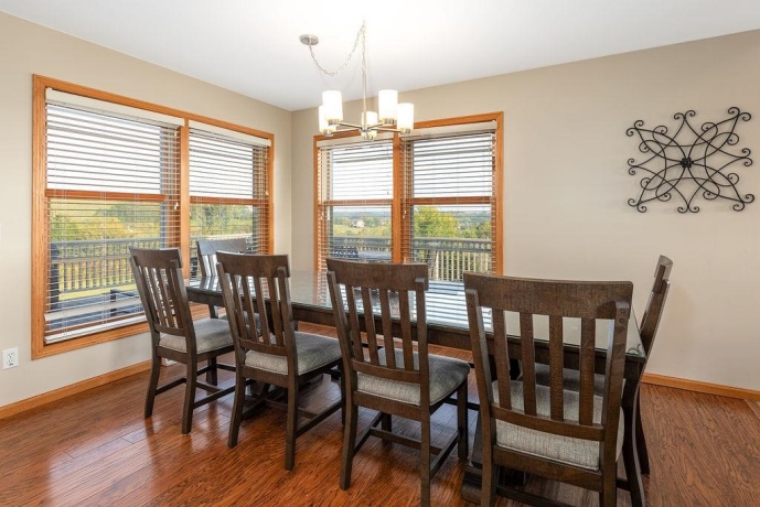 1 Eagle, GALENA, Illinois 61036, 5 Bedrooms Bedrooms, ,3 BathroomsBathrooms,House,For Sale,Eagle,202601808