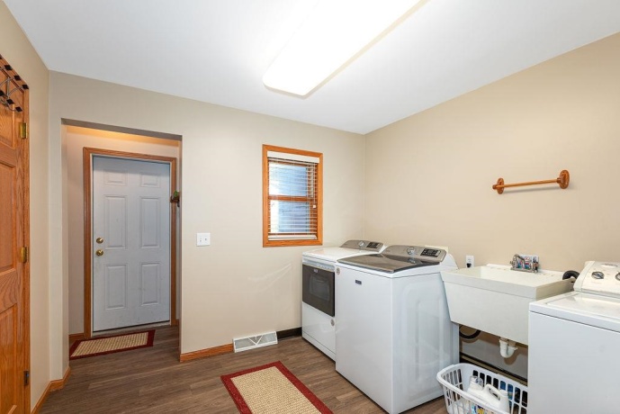 1 Eagle, GALENA, Illinois 61036, 5 Bedrooms Bedrooms, ,3 BathroomsBathrooms,House,For Sale,Eagle,202601808