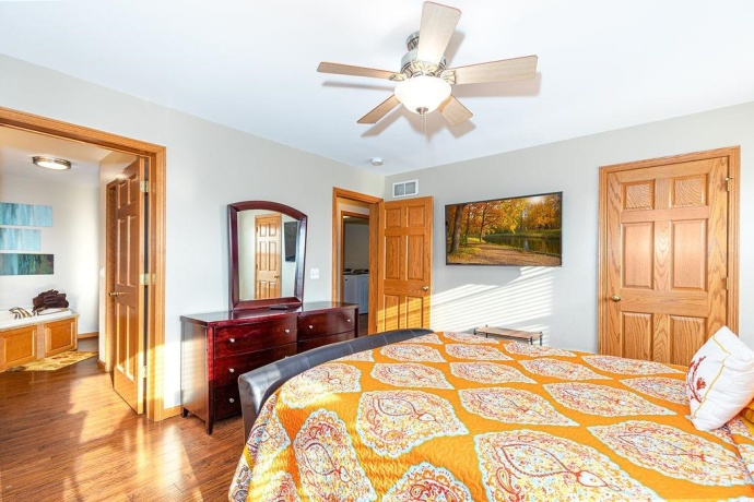 1 Eagle, GALENA, Illinois 61036, 5 Bedrooms Bedrooms, ,3 BathroomsBathrooms,House,For Sale,Eagle,202601808