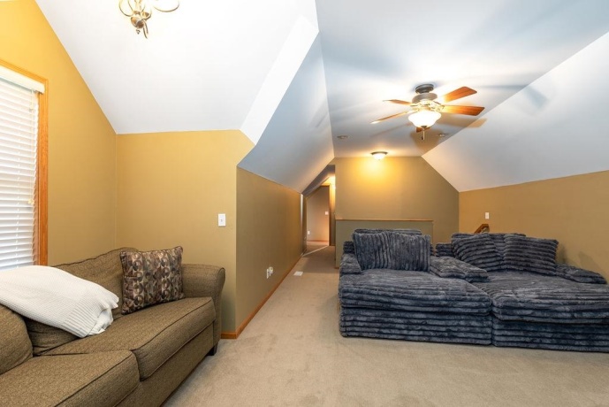 1 Eagle, GALENA, Illinois 61036, 5 Bedrooms Bedrooms, ,3 BathroomsBathrooms,House,For Sale,Eagle,202601808