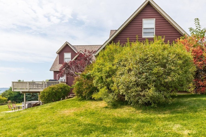 1 Eagle, GALENA, Illinois 61036, 5 Bedrooms Bedrooms, ,3 BathroomsBathrooms,House,For Sale,Eagle,202601808