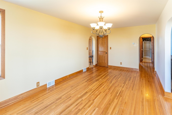 3405 White Rock, ROCHELLE, Illinois 61068, 4 Bedrooms Bedrooms, ,2 BathroomsBathrooms,House,For Sale,White Rock,202601812