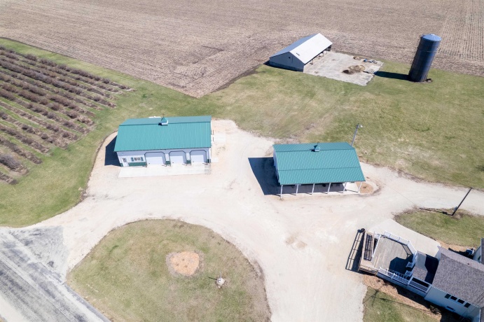 3405 White Rock, ROCHELLE, Illinois 61068, 4 Bedrooms Bedrooms, ,2 BathroomsBathrooms,House,For Sale,White Rock,202601812