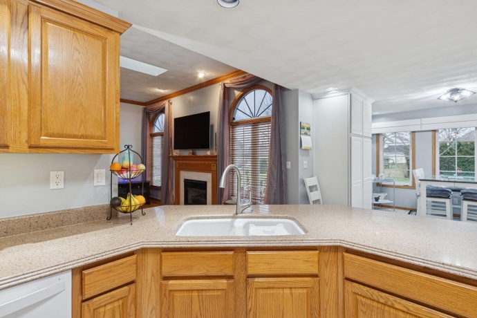 638 Merrion, ROSCOE, Illinois 61073, 4 Bedrooms Bedrooms, ,3 BathroomsBathrooms,House,For Sale,Merrion,202507419