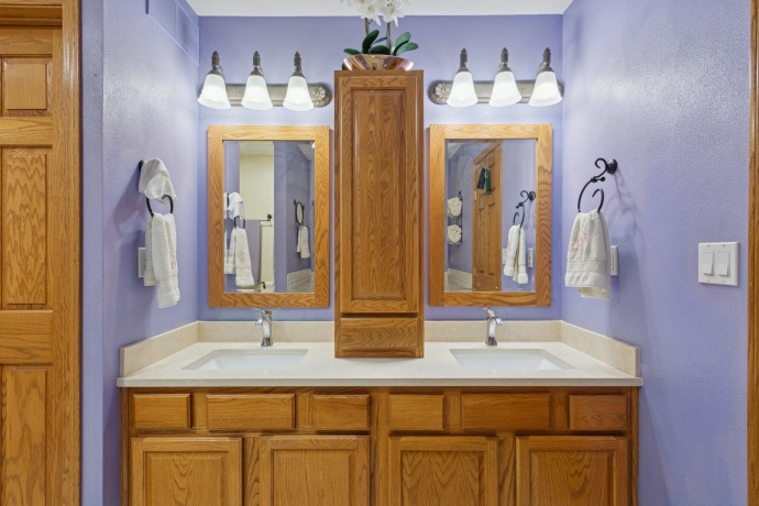 638 Merrion, ROSCOE, Illinois 61073, 4 Bedrooms Bedrooms, ,3 BathroomsBathrooms,House,For Sale,Merrion,202507419