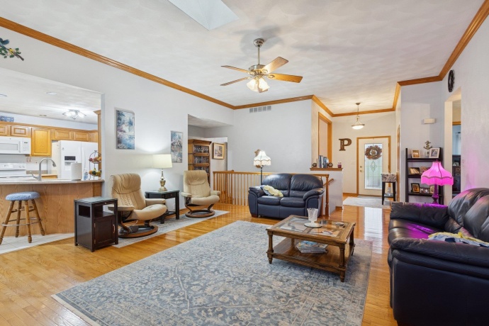 638 Merrion, ROSCOE, Illinois 61073, 4 Bedrooms Bedrooms, ,3 BathroomsBathrooms,House,For Sale,Merrion,202507419