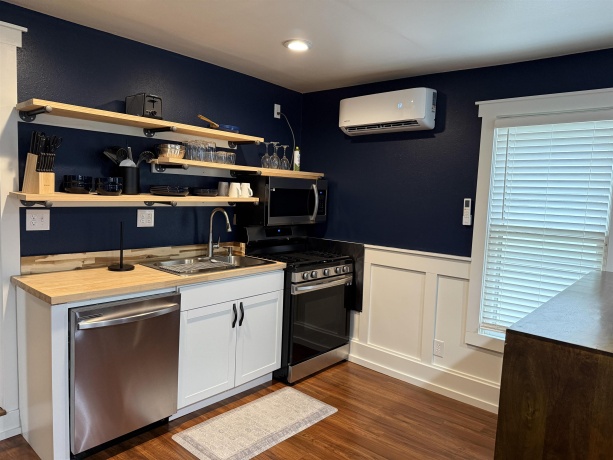 328 Franklin, GALENA, Illinois 61036, 1 Bedroom Bedrooms, ,1 BathroomBathrooms,House,For Sale,Franklin,202601815