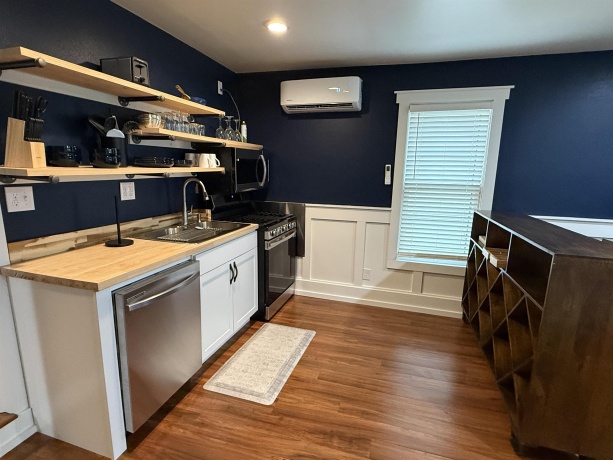 328 Franklin, GALENA, Illinois 61036, 1 Bedroom Bedrooms, ,1 BathroomBathrooms,House,For Sale,Franklin,202601815