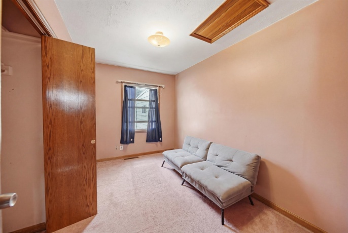 2008 6th, STERLING, Illinois 61081, 3 Bedrooms Bedrooms, ,1 BathroomBathrooms,House,For Sale,6th,202601816