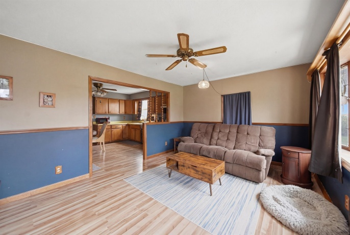 2008 6th, STERLING, Illinois 61081, 3 Bedrooms Bedrooms, ,1 BathroomBathrooms,House,For Sale,6th,202601816