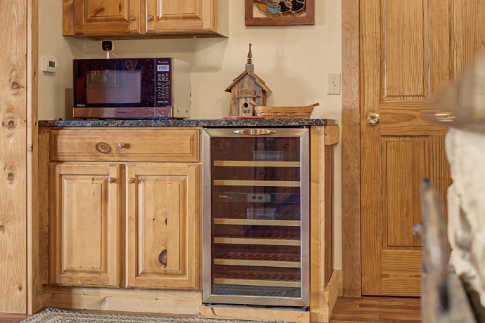 2287 Hanover, HANOVER, Illinois 61041, 4 Bedrooms Bedrooms, ,4 BathroomsBathrooms,House,For Sale,Hanover,202601817