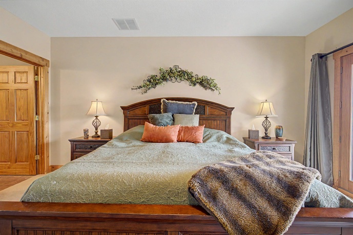 2287 Hanover, HANOVER, Illinois 61041, 4 Bedrooms Bedrooms, ,4 BathroomsBathrooms,House,For Sale,Hanover,202601817