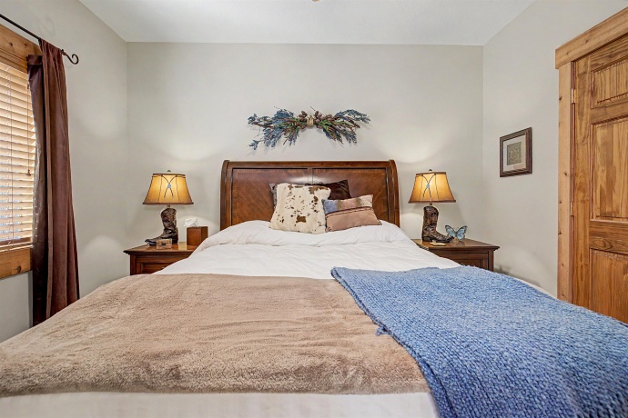 2287 Hanover, HANOVER, Illinois 61041, 4 Bedrooms Bedrooms, ,4 BathroomsBathrooms,House,For Sale,Hanover,202601817