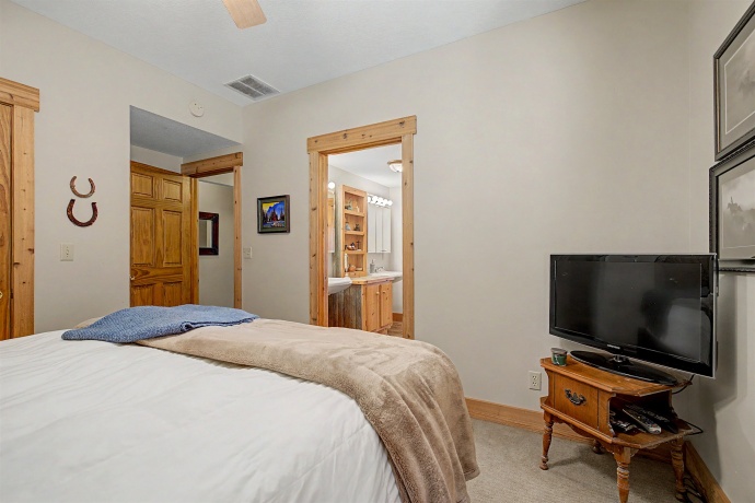 2287 Hanover, HANOVER, Illinois 61041, 4 Bedrooms Bedrooms, ,4 BathroomsBathrooms,House,For Sale,Hanover,202601817