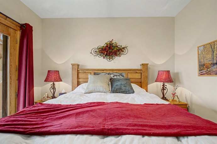 2287 Hanover, HANOVER, Illinois 61041, 4 Bedrooms Bedrooms, ,4 BathroomsBathrooms,House,For Sale,Hanover,202601817