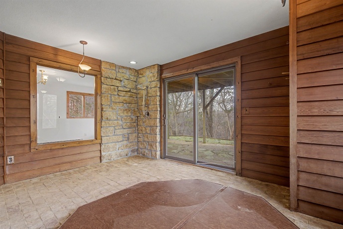 4 Juniper, GALENA, Illinois 61036, 2 Bedrooms Bedrooms, ,3 BathroomsBathrooms,House,For Sale,Juniper,202601818