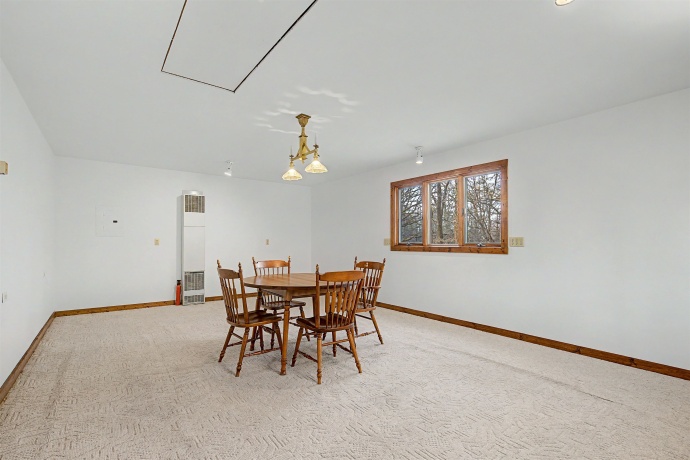 4 Juniper, GALENA, Illinois 61036, 2 Bedrooms Bedrooms, ,3 BathroomsBathrooms,House,For Sale,Juniper,202601818