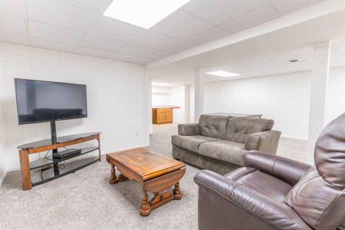 4025 LARAMIE, ROCKFORD, Illinois 61108, 3 Bedrooms Bedrooms, ,2 BathroomsBathrooms,House,For Sale,LARAMIE,202601819