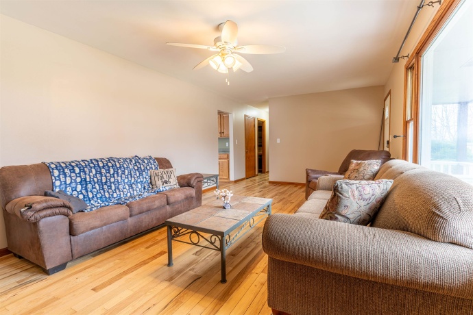 4025 LARAMIE, ROCKFORD, Illinois 61108, 3 Bedrooms Bedrooms, ,2 BathroomsBathrooms,House,For Sale,LARAMIE,202601819