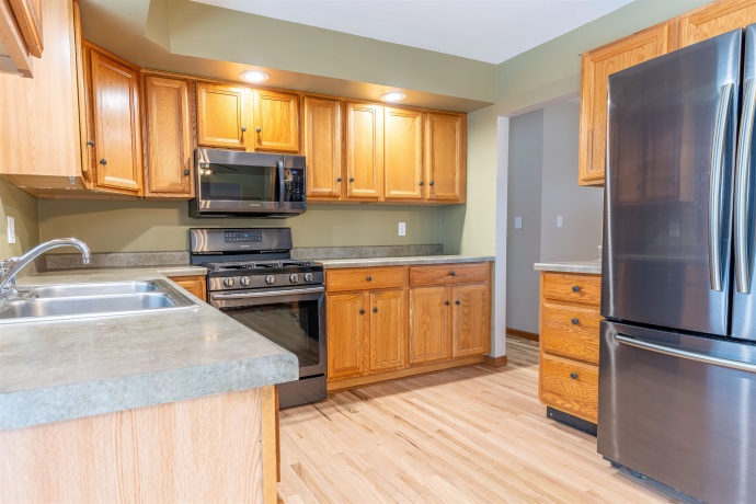 4025 LARAMIE, ROCKFORD, Illinois 61108, 3 Bedrooms Bedrooms, ,2 BathroomsBathrooms,House,For Sale,LARAMIE,202601819