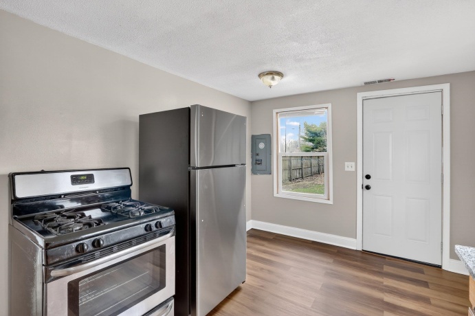 2120 Belden, ROCKFORD, Illinois 61101, 3 Bedrooms Bedrooms, ,1 BathroomBathrooms,House,For Sale,Belden,202601640