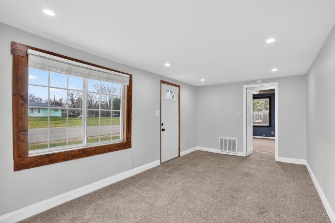 2120 Belden, ROCKFORD, Illinois 61101, 3 Bedrooms Bedrooms, ,1 BathroomBathrooms,House,For Sale,Belden,202601640