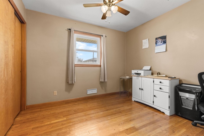 2211 Montana, ROCKFORD, Illinois 61108, 3 Bedrooms Bedrooms, ,1 BathroomBathrooms,House,For Sale,Montana,202601821