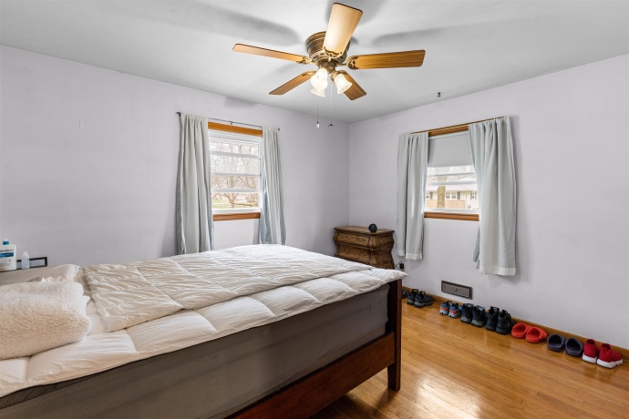 2211 Montana, ROCKFORD, Illinois 61108, 3 Bedrooms Bedrooms, ,1 BathroomBathrooms,House,For Sale,Montana,202601821