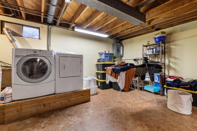 2211 Montana, ROCKFORD, Illinois 61108, 3 Bedrooms Bedrooms, ,1 BathroomBathrooms,House,For Sale,Montana,202601821