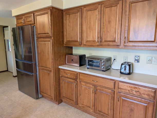 2155 Oriole, FREEPORT, Illinois 61032, 3 Bedrooms Bedrooms, ,1 BathroomBathrooms,House,For Sale,Oriole,202601822