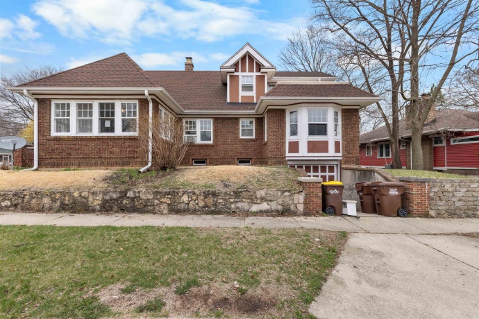 1403 Post, ROCKFORD, Illinois 61103, 4 Bedrooms Bedrooms, ,2 BathroomsBathrooms,House,For Sale,Post,202601823