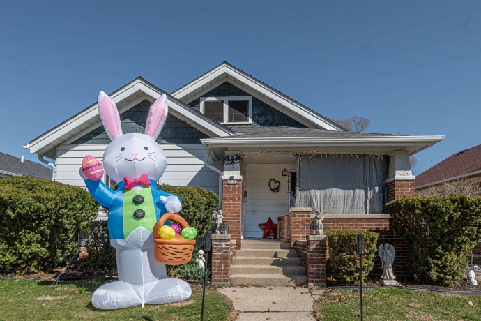 2120 17th, ROCKFORD, Illinois 61104, 4 Bedrooms Bedrooms, ,1 BathroomBathrooms,House,For Sale,17th,202601827