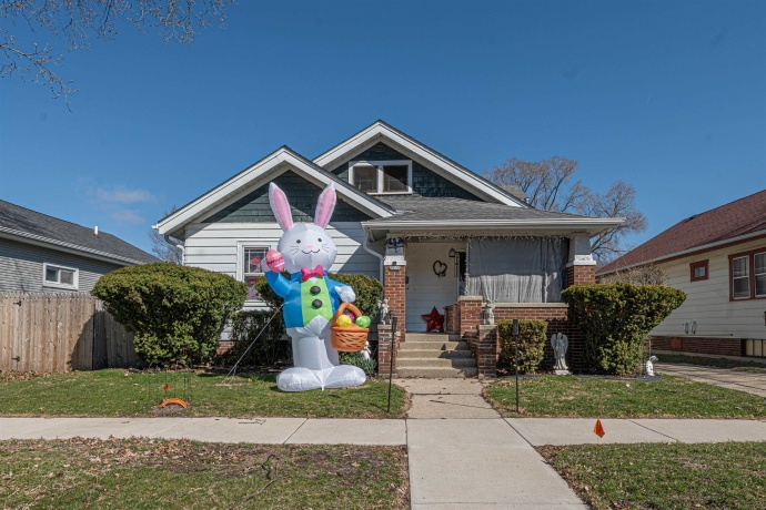 2120 17th, ROCKFORD, Illinois 61104, 4 Bedrooms Bedrooms, ,1 BathroomBathrooms,House,For Sale,17th,202601827