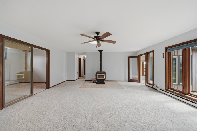 2870 Wagon, POLO, Illinois 61064, 3 Bedrooms Bedrooms, ,2 BathroomsBathrooms,House,For Sale,Wagon,202601828