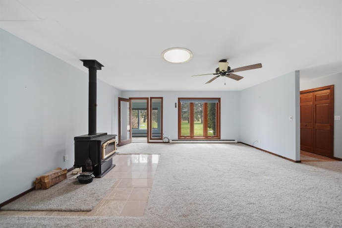 2870 Wagon, POLO, Illinois 61064, 3 Bedrooms Bedrooms, ,2 BathroomsBathrooms,House,For Sale,Wagon,202601828