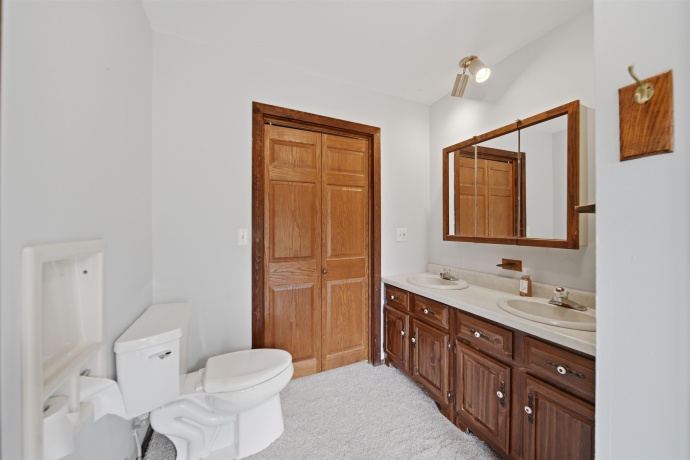 2870 Wagon, POLO, Illinois 61064, 3 Bedrooms Bedrooms, ,2 BathroomsBathrooms,House,For Sale,Wagon,202601828