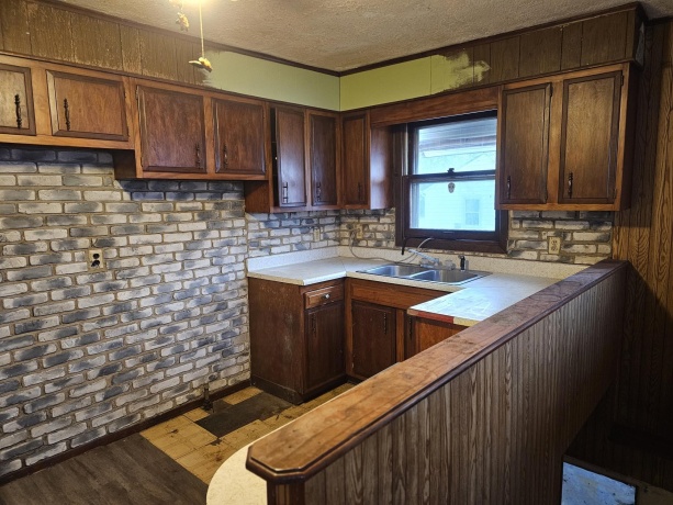 2907 Vinton, ROCKFORD, Illinois 61101, ,2 Units,For Sale,Vinton,202601830