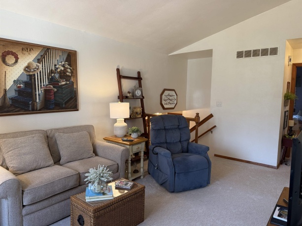 2822 Norway Pine, ROCKFORD, Illinois 61109, 4 Bedrooms Bedrooms, ,1 BathroomBathrooms,House,For Sale,Norway Pine,202601831