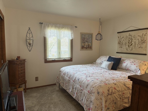 2822 Norway Pine, ROCKFORD, Illinois 61109, 4 Bedrooms Bedrooms, ,1 BathroomBathrooms,House,For Sale,Norway Pine,202601831