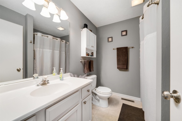 3970 Pepper, ROCKFORD, Illinois 61114, 4 Bedrooms Bedrooms, ,2 BathroomsBathrooms,House,For Sale,Pepper,202601832